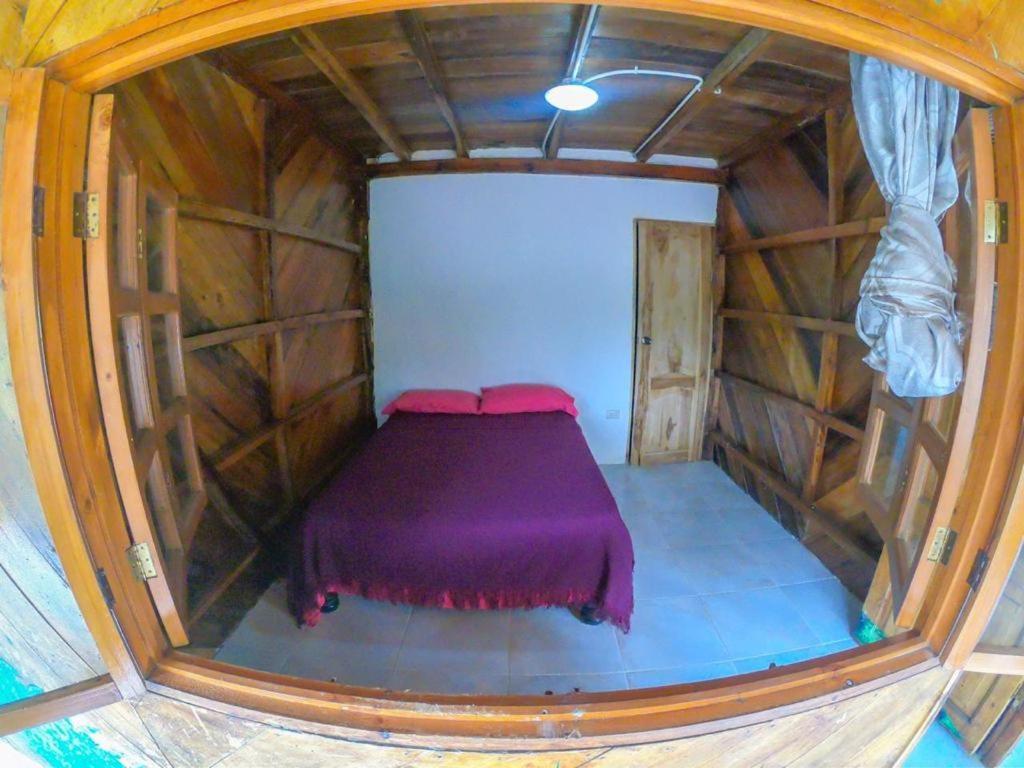 Хостел Iguana Beach House Монтаньита Экстерьер фото